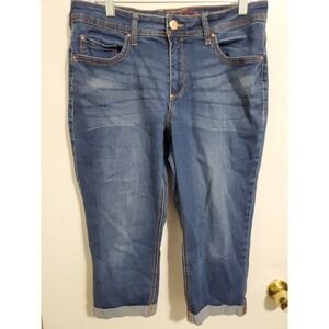 Faded Glory Women Size 12 (Measure 34x23) Medium Capri Jeans